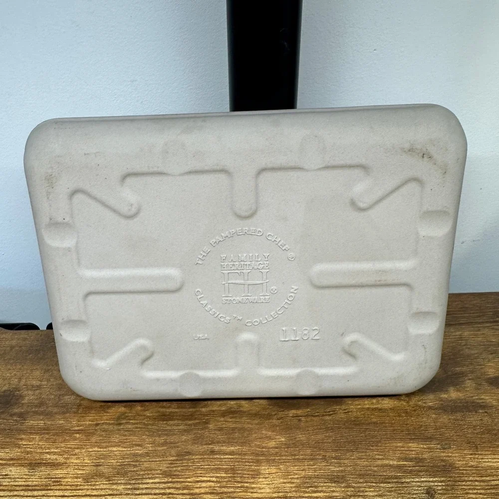 Pampered Chef Family Heritage Classics Small Stoneware Bar Pan 1182 USA Made